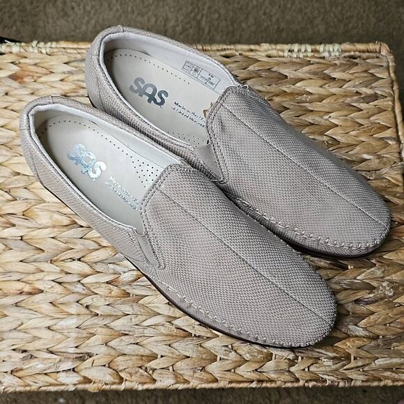 SAS Dream Slip-on Sneaker Mushroom Snake Size 10 Slim - Picture 1 of 11